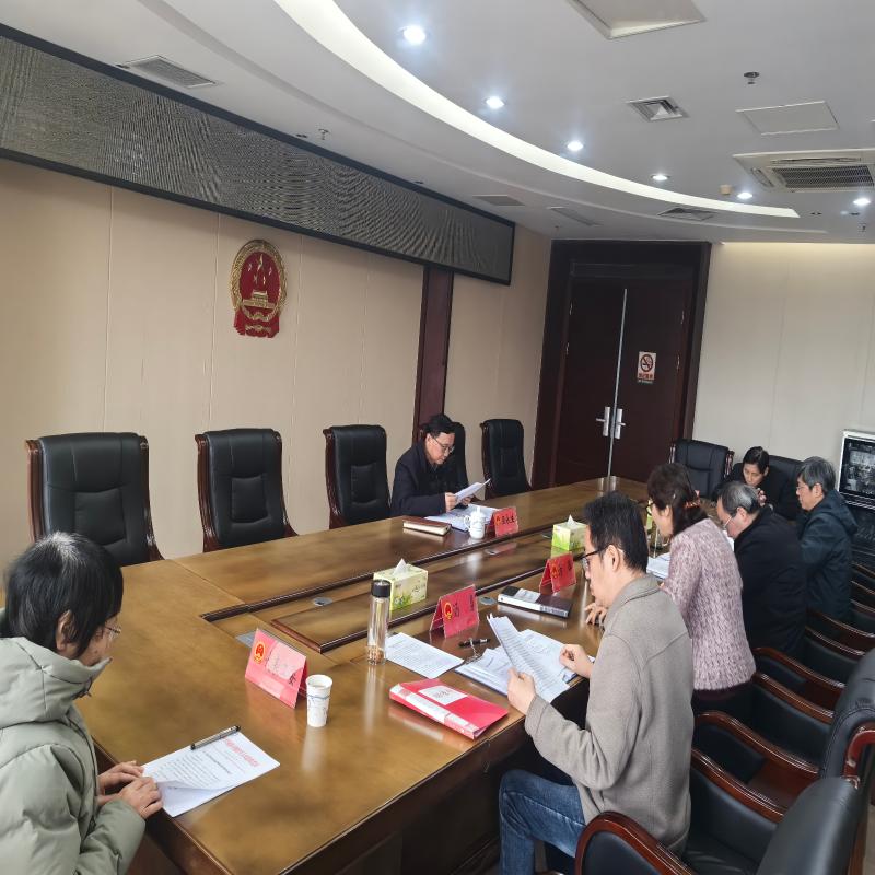 区人大常委会召开党组理论学习会议暨第九十五次主任会议 巫永生主持