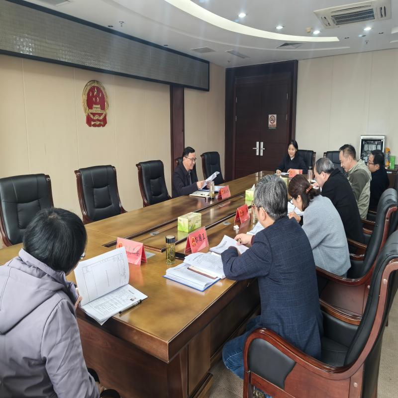 区人大常委会召开党组理论学习中心组学习会议暨第九十六次主任会议  巫永生主持